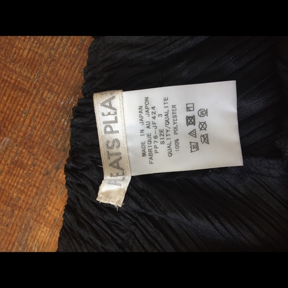 SOLD Issey Miyake Pleats Please cropped pants - Picture 5 of 5